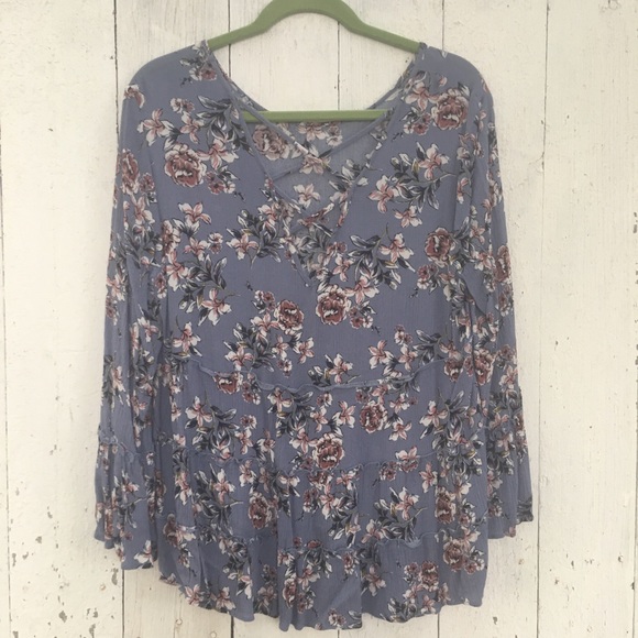 C long sleeved top. Size l. Blue floral - Picture 5 of 6